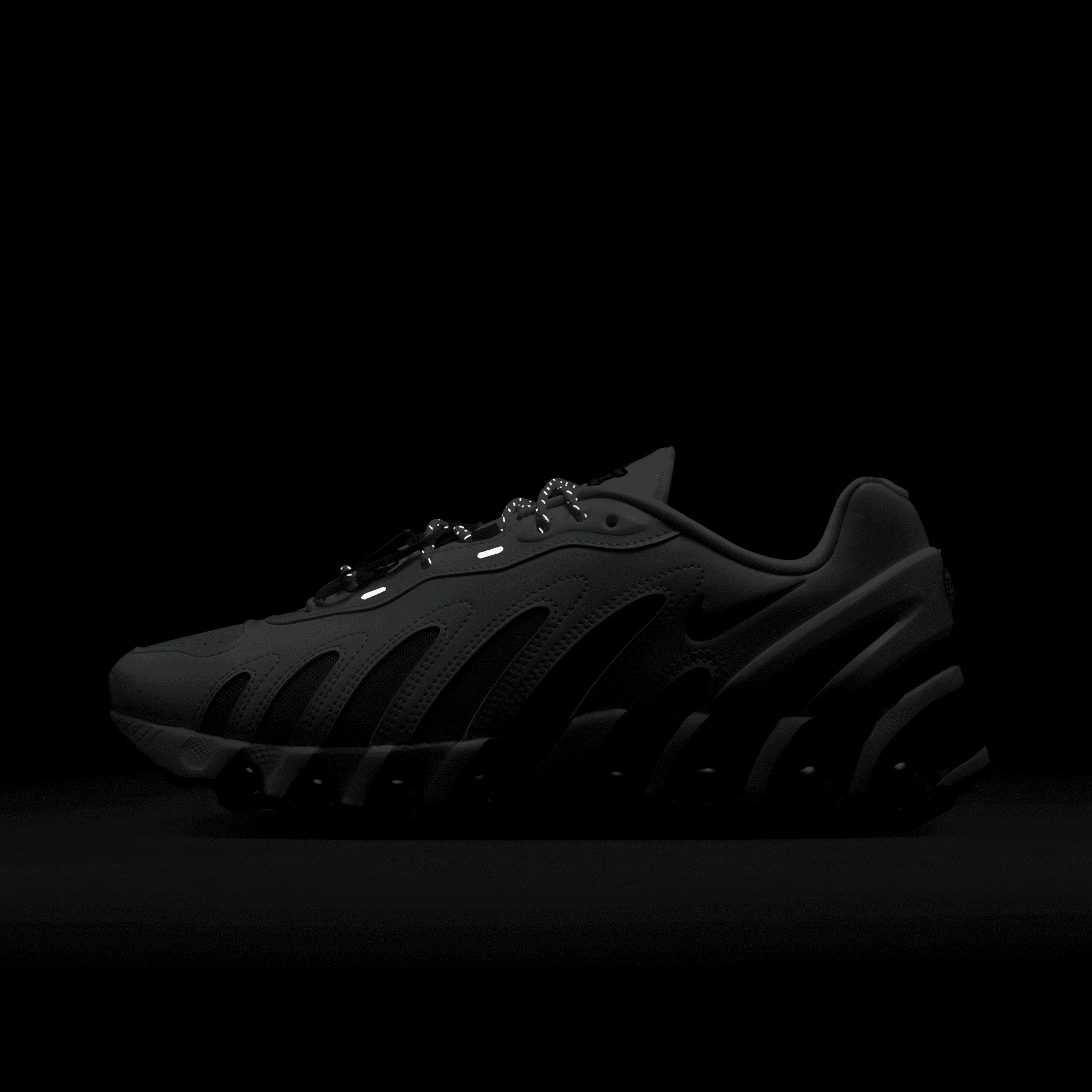 Patta Air Max DN8 SP - White/Metallic Silver - Image 4