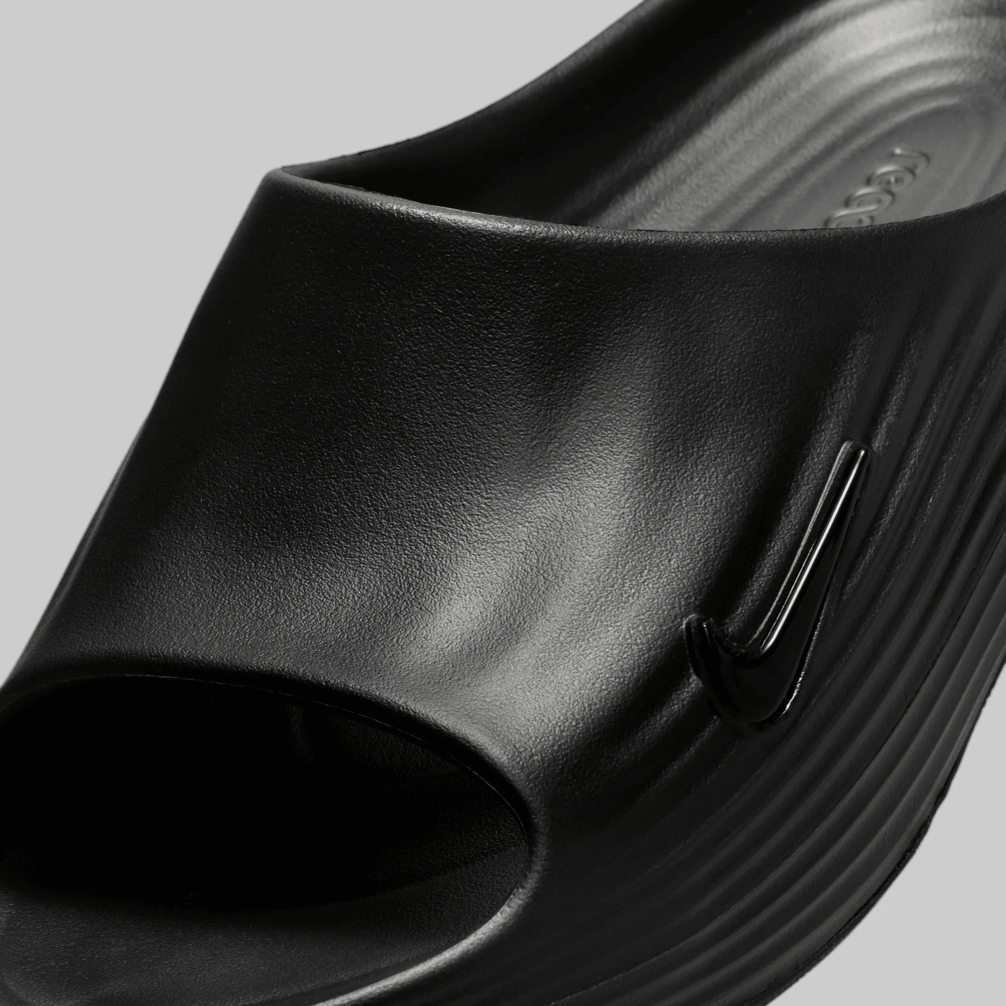 ReactX Rejuven8 Slide - Black - Image 5