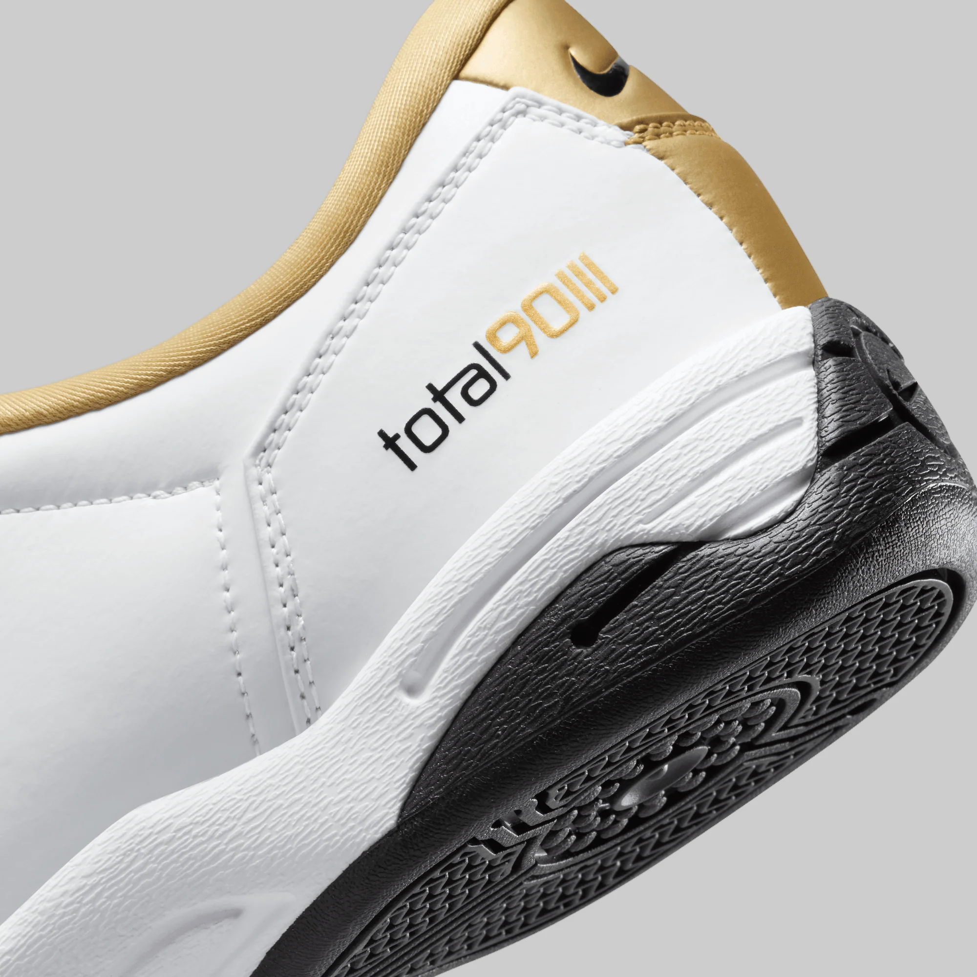 Total 90 SP - White/Metallic Gold - Image 4