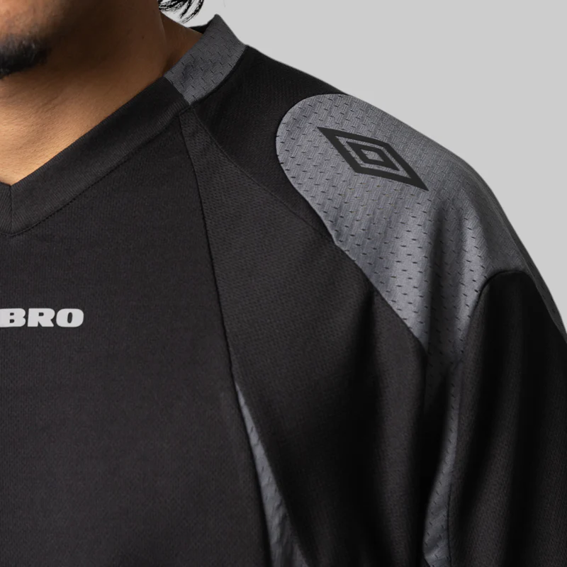 Training 08 10 T-Shirt - Black - Image 4