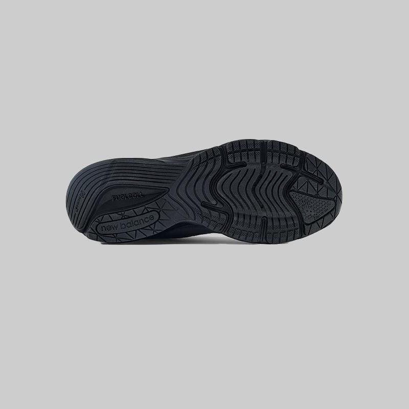 U990v6 Made In USA - Triple Black - Image 5