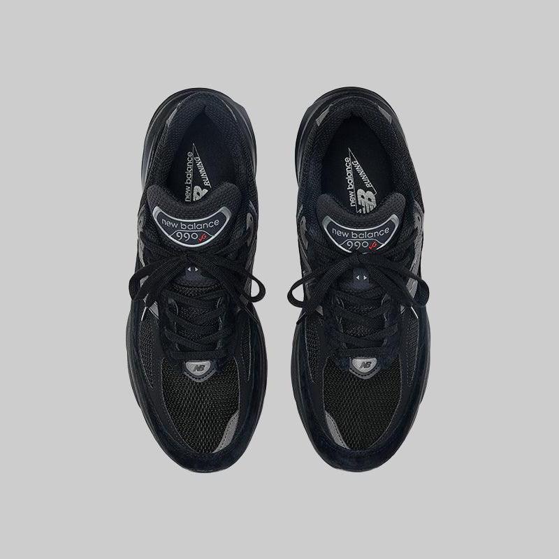 U990v6 Made In USA - Triple Black - Image 6