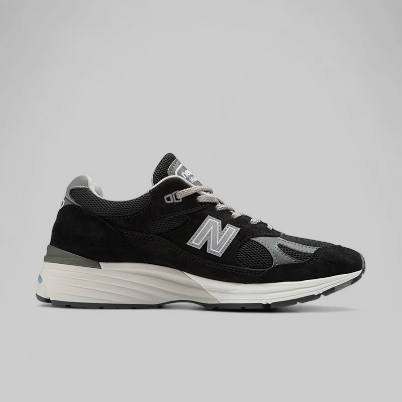 U991v2 Made In UK - Black - Image 4