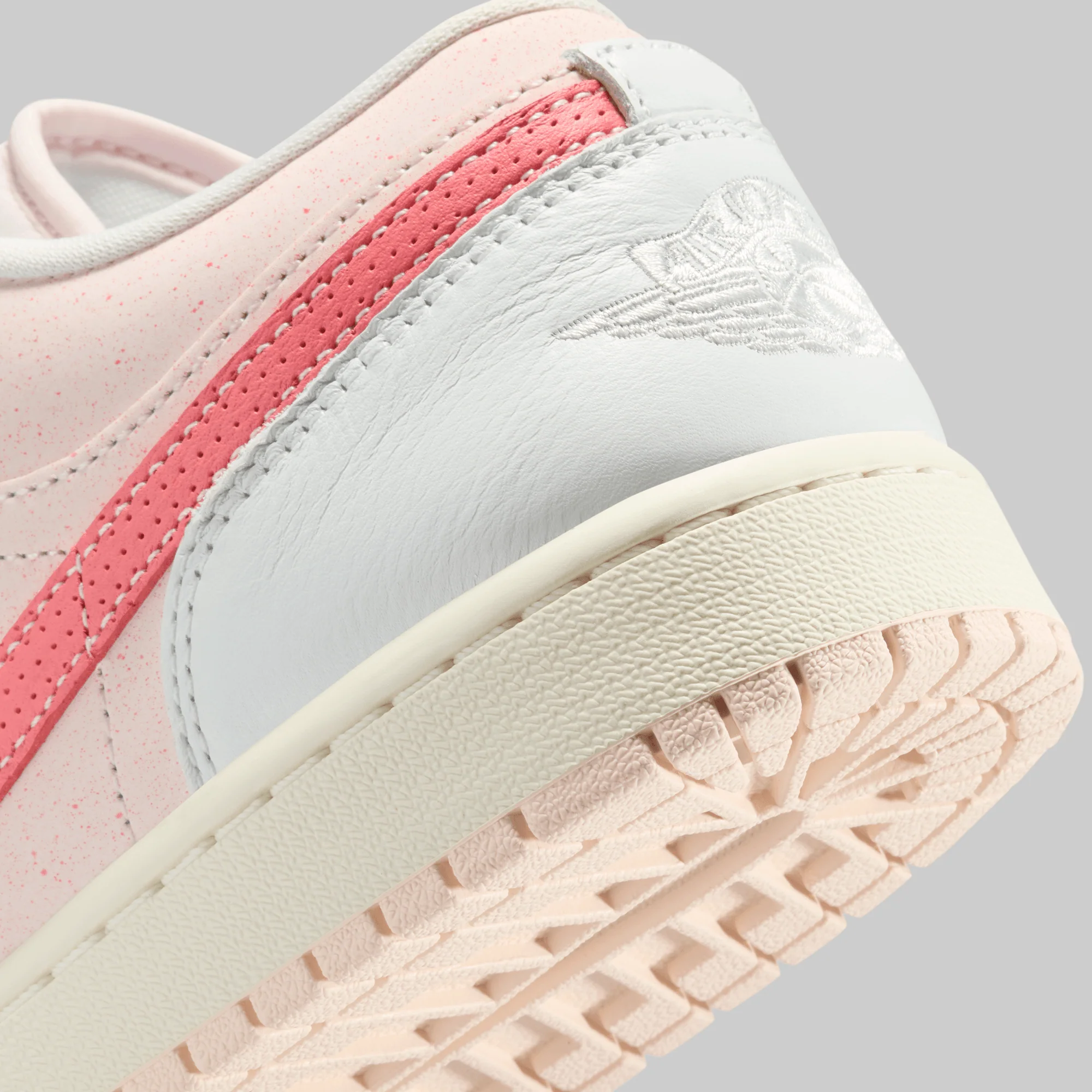 W's Air Jordan 1 Low SE "Strawberry Milkshake" - Image 5