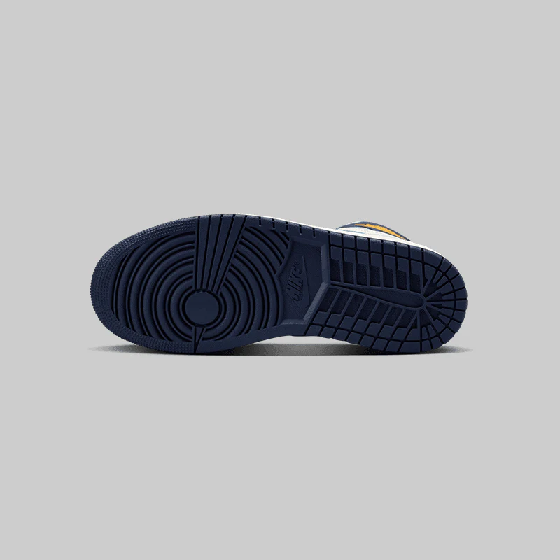 W's Air Jordan 1 Retro Hi OG "First In Flight" - Image 3