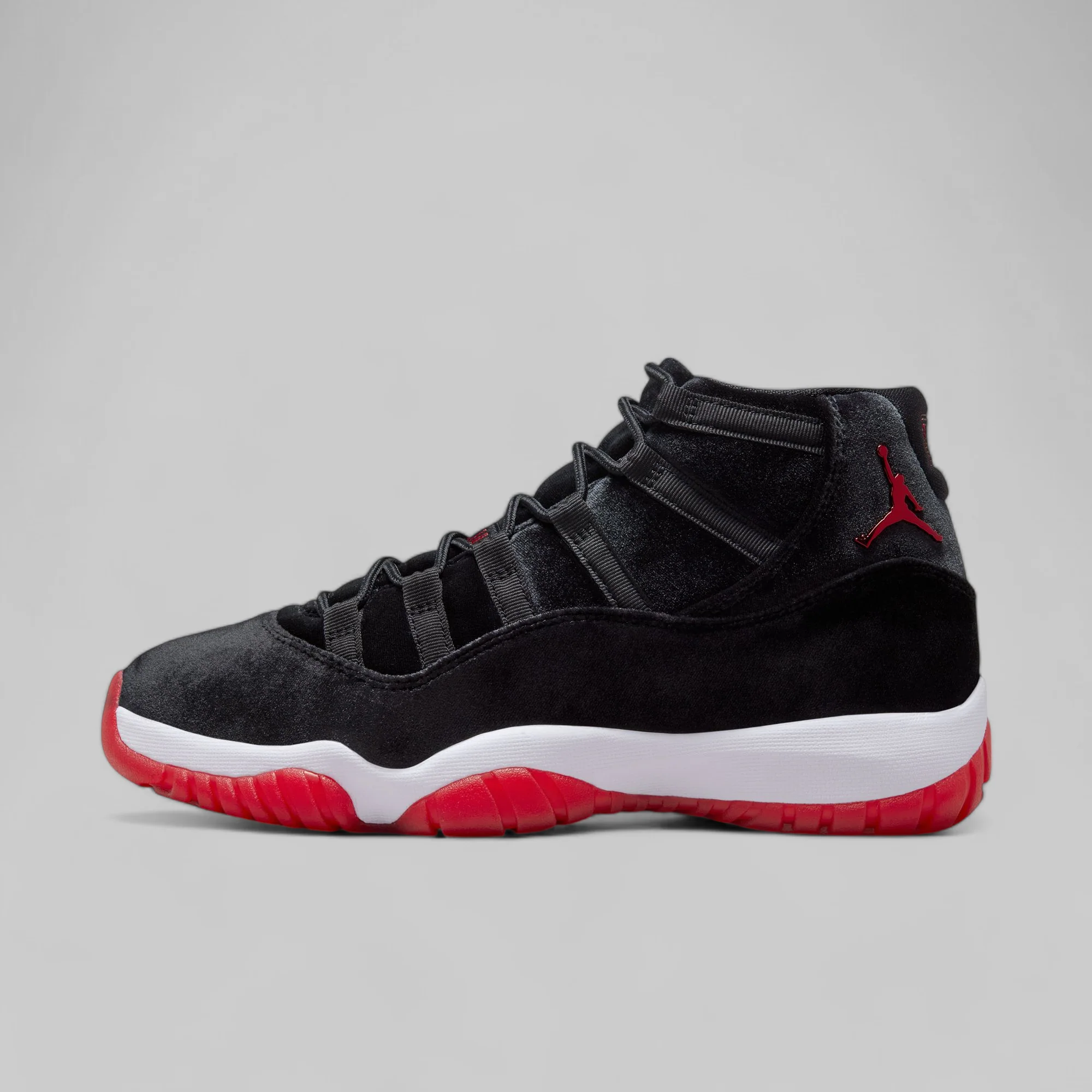 W's Air Jordan 11 Retro "Bred Velvet"