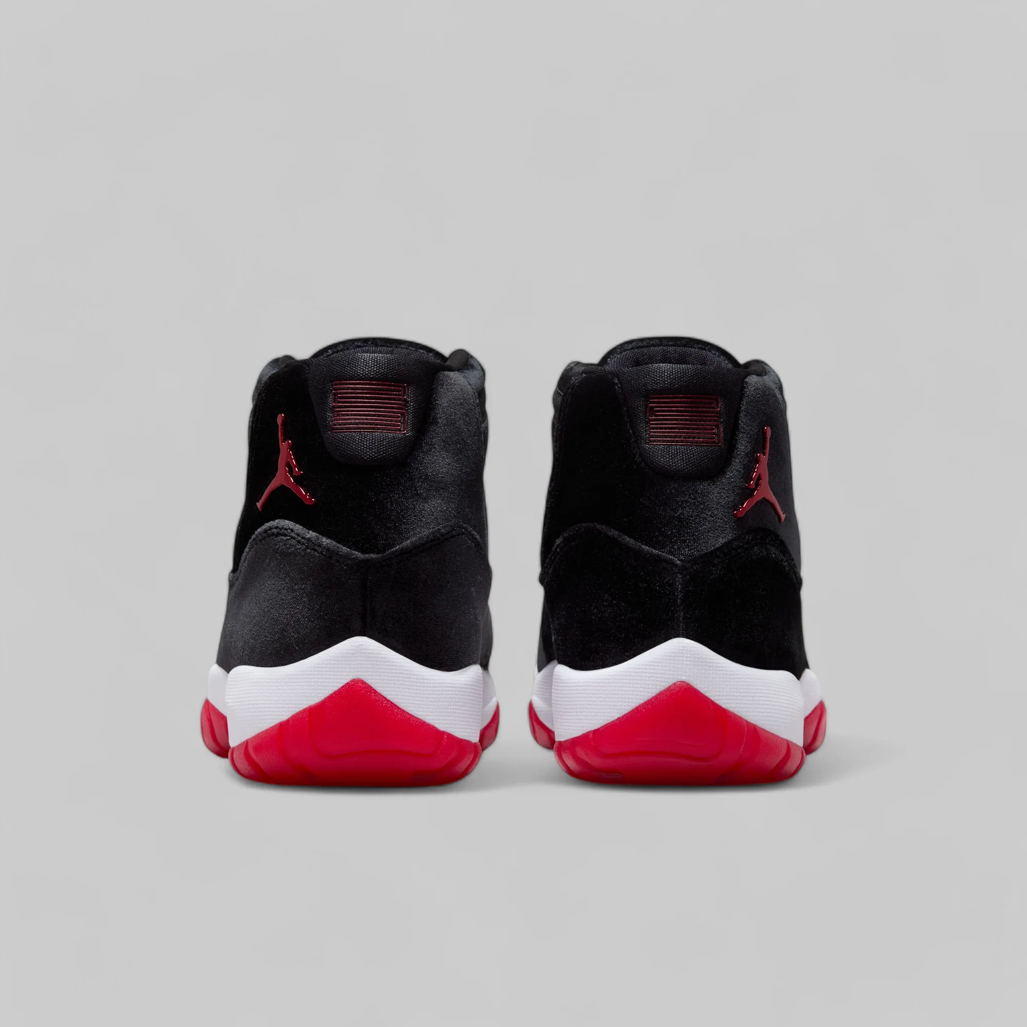W's Air Jordan 11 Retro "Bred Velvet" - Image 7