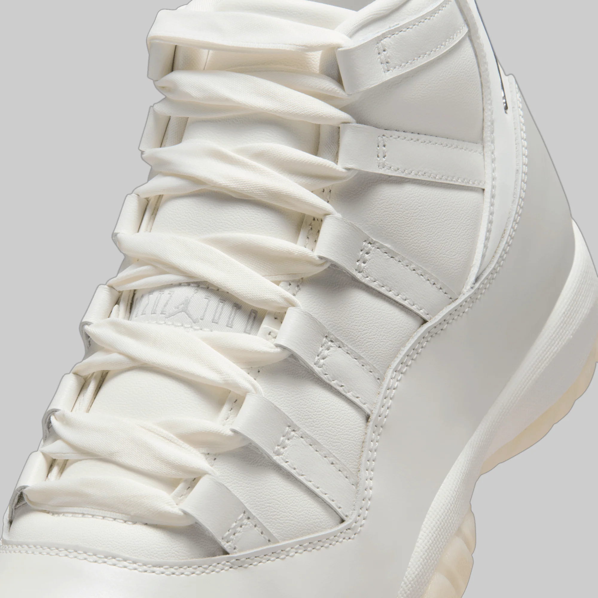 W's Air Jordan 11 Retro "Grand Finale" - Image 7