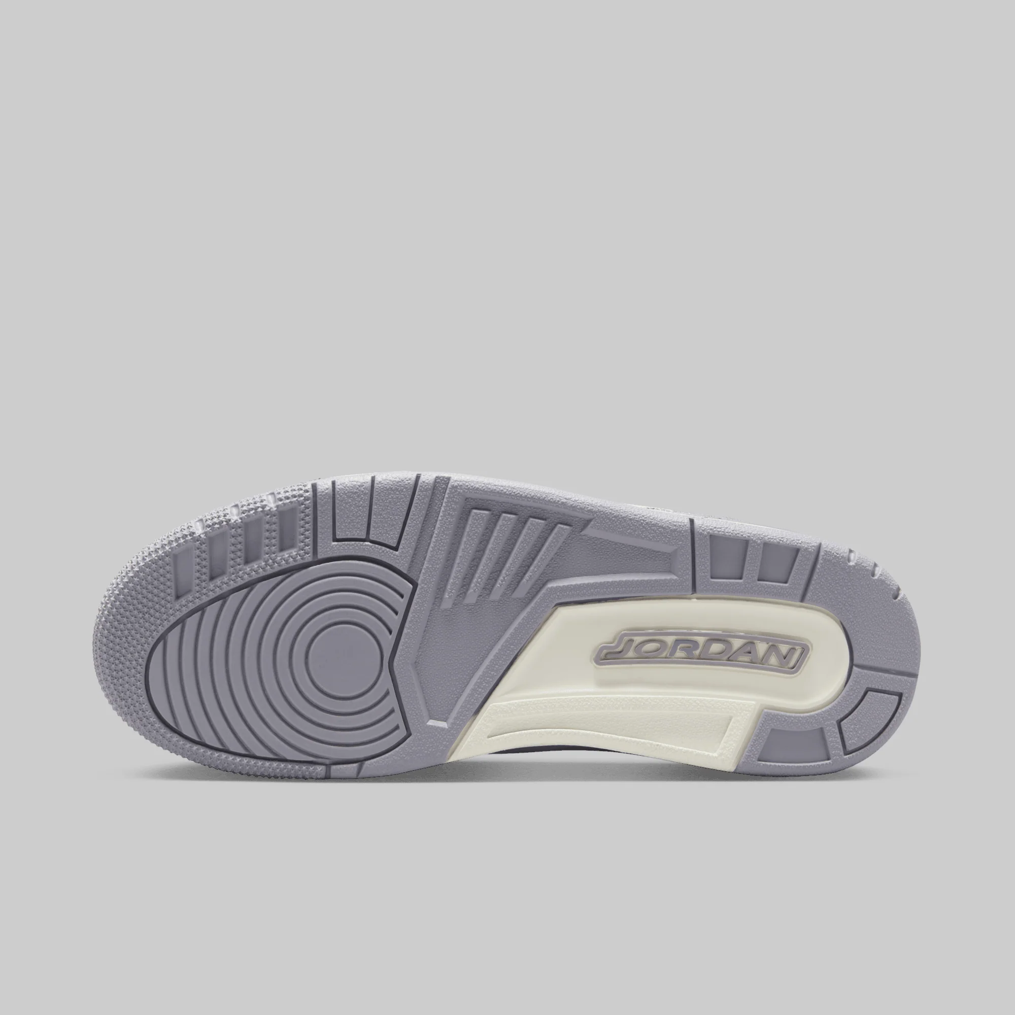 W's Air Jordan 3 Retro "Cement Grey" - Image 3