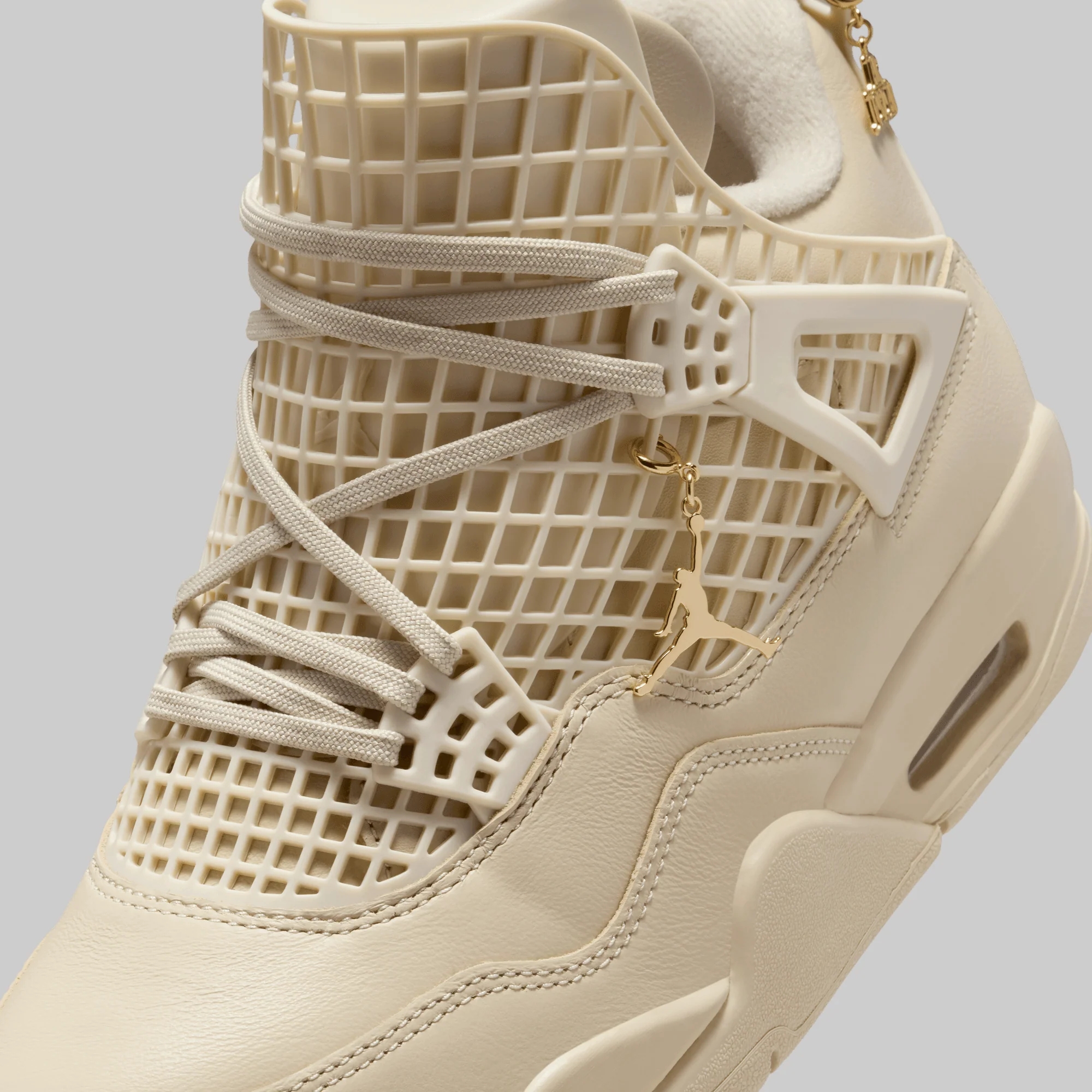 W's Air Jordan 4 Net "Rattan" - Image 3