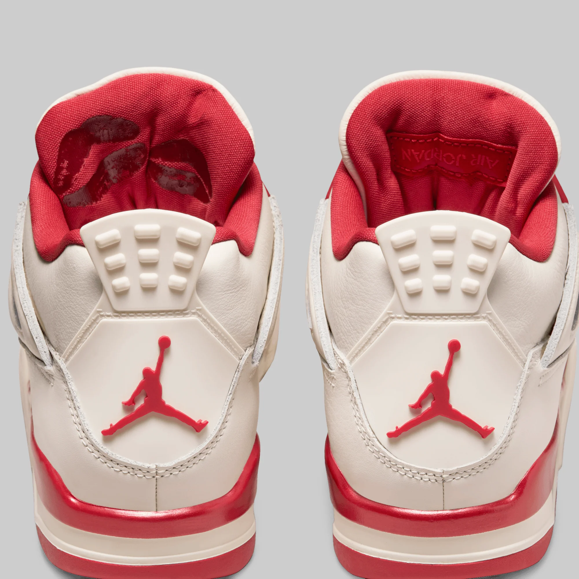 W's Air Jordan 4 Retro "Valentine's Day" - Image 5