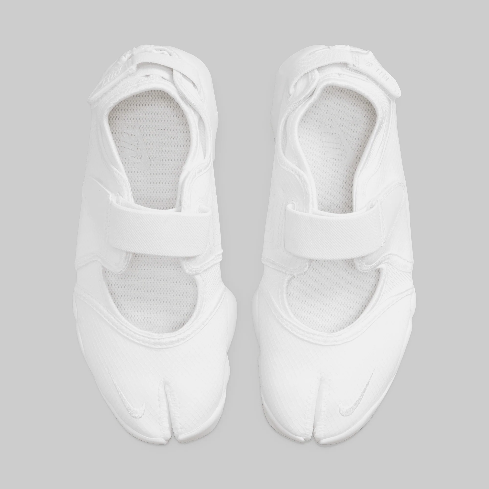 W's Air Rift Breathe - White/Pure Platinum - Image 9