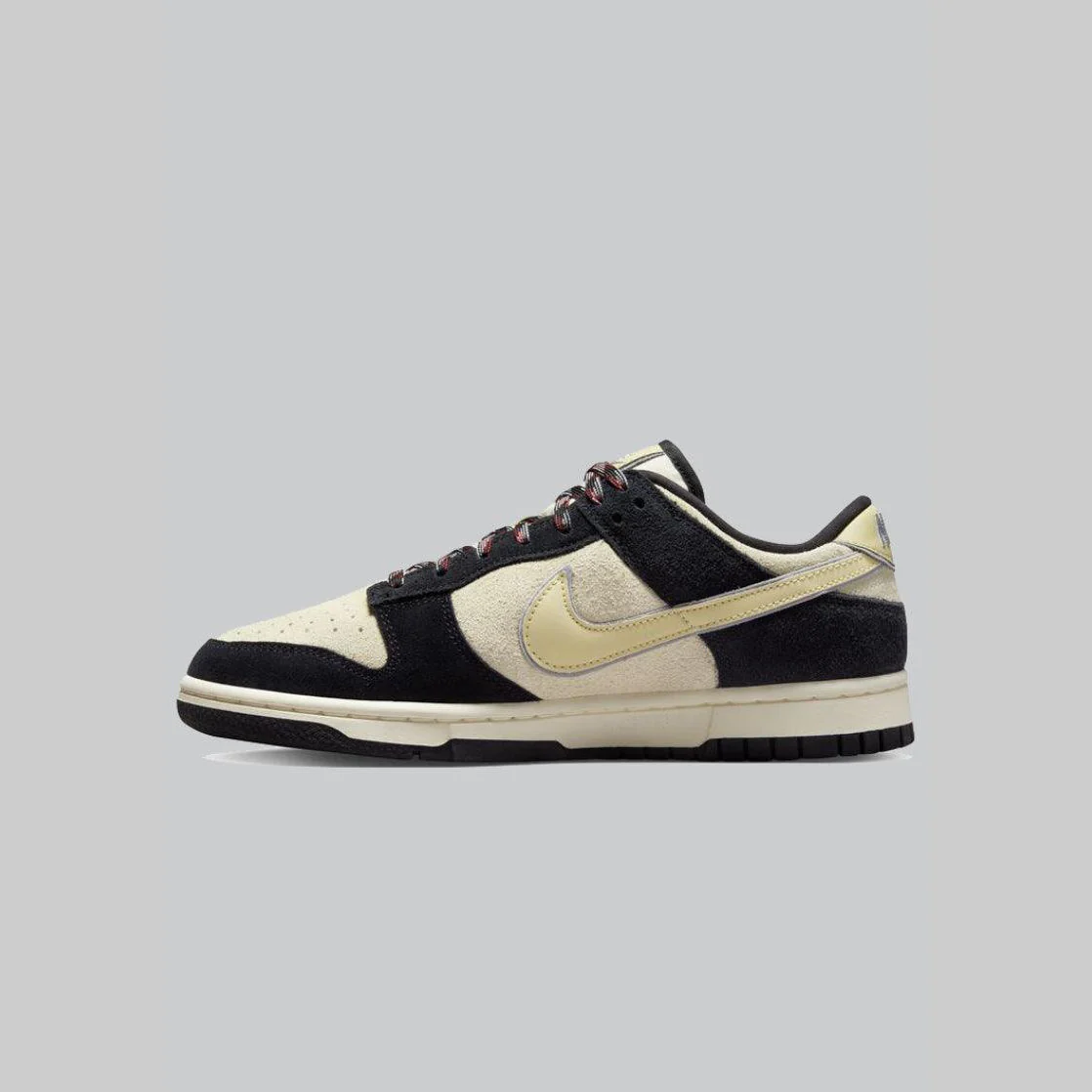 W's Dunk Low LX "Black Suede"