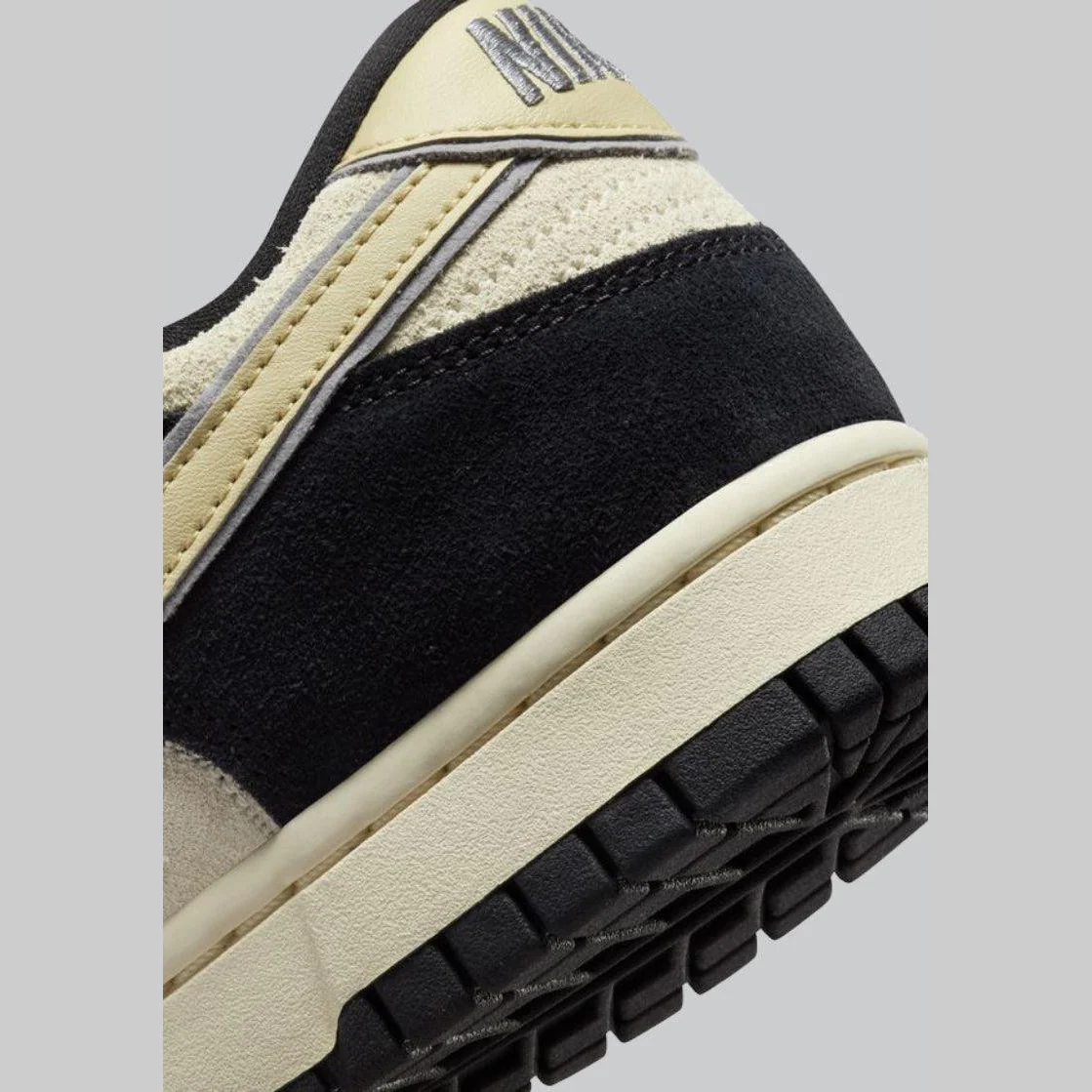 W's Dunk Low LX "Black Suede" - Image 6