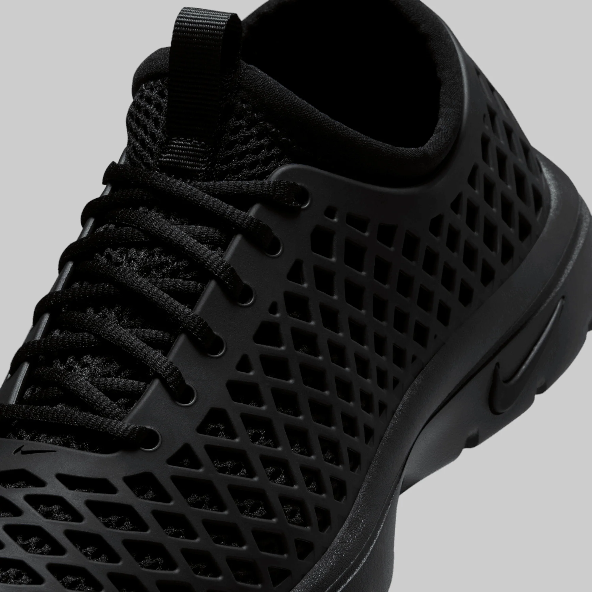 W's Rejuven8 Run OG SP QS - Black - Image 5