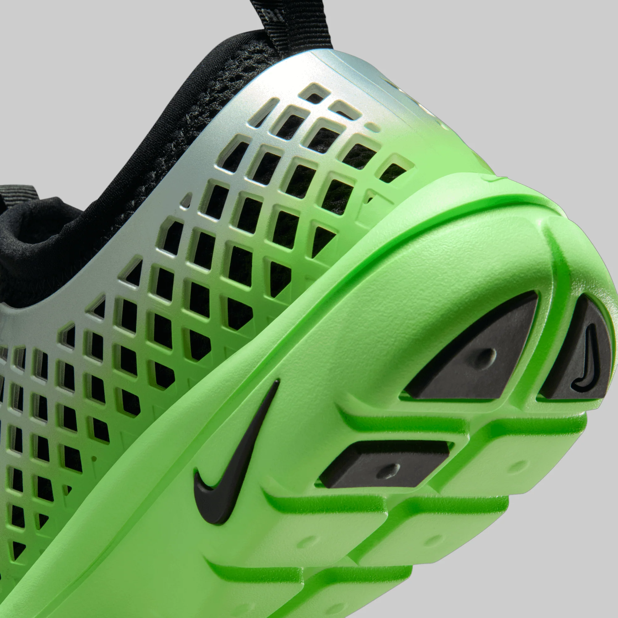 W's Rejuven8 Run OG SP QS - Metallic Silver/Voltage Green - Image 6