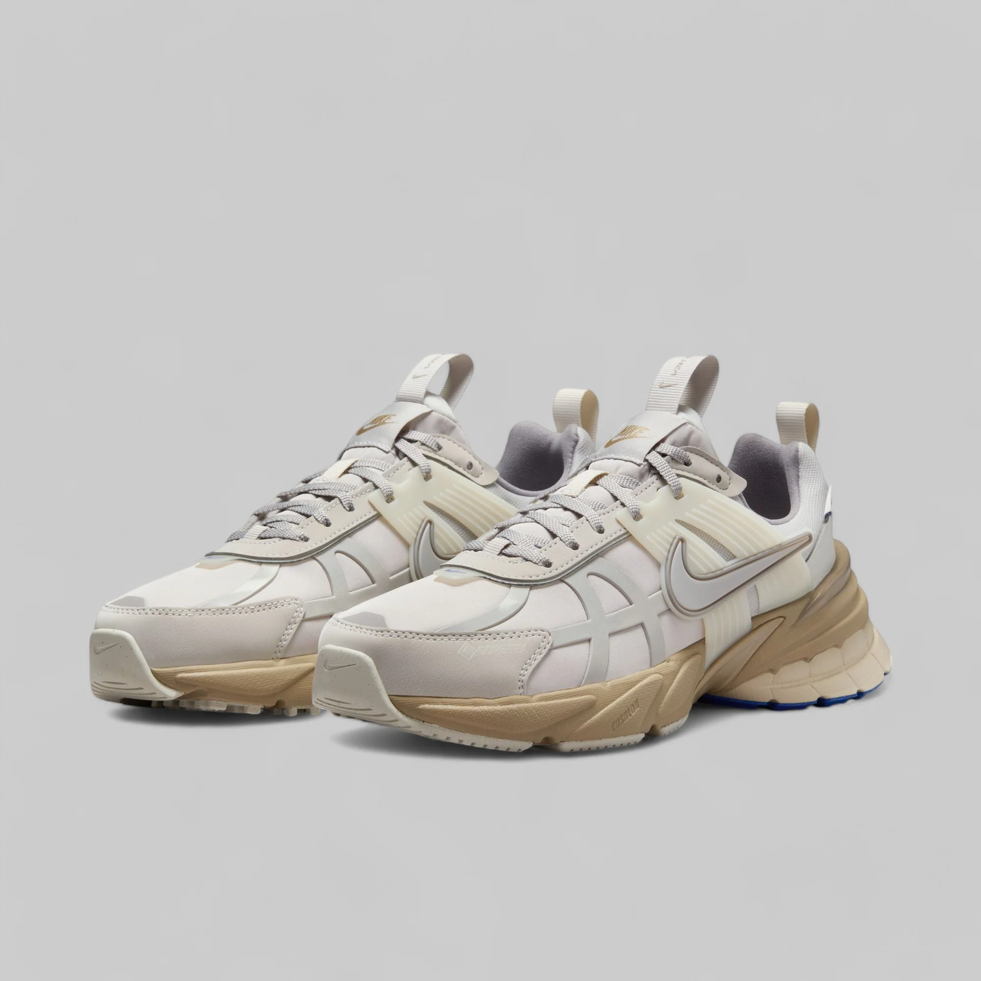 W's V2K Run Gore-Tex - Light Iron Ore - Image 2