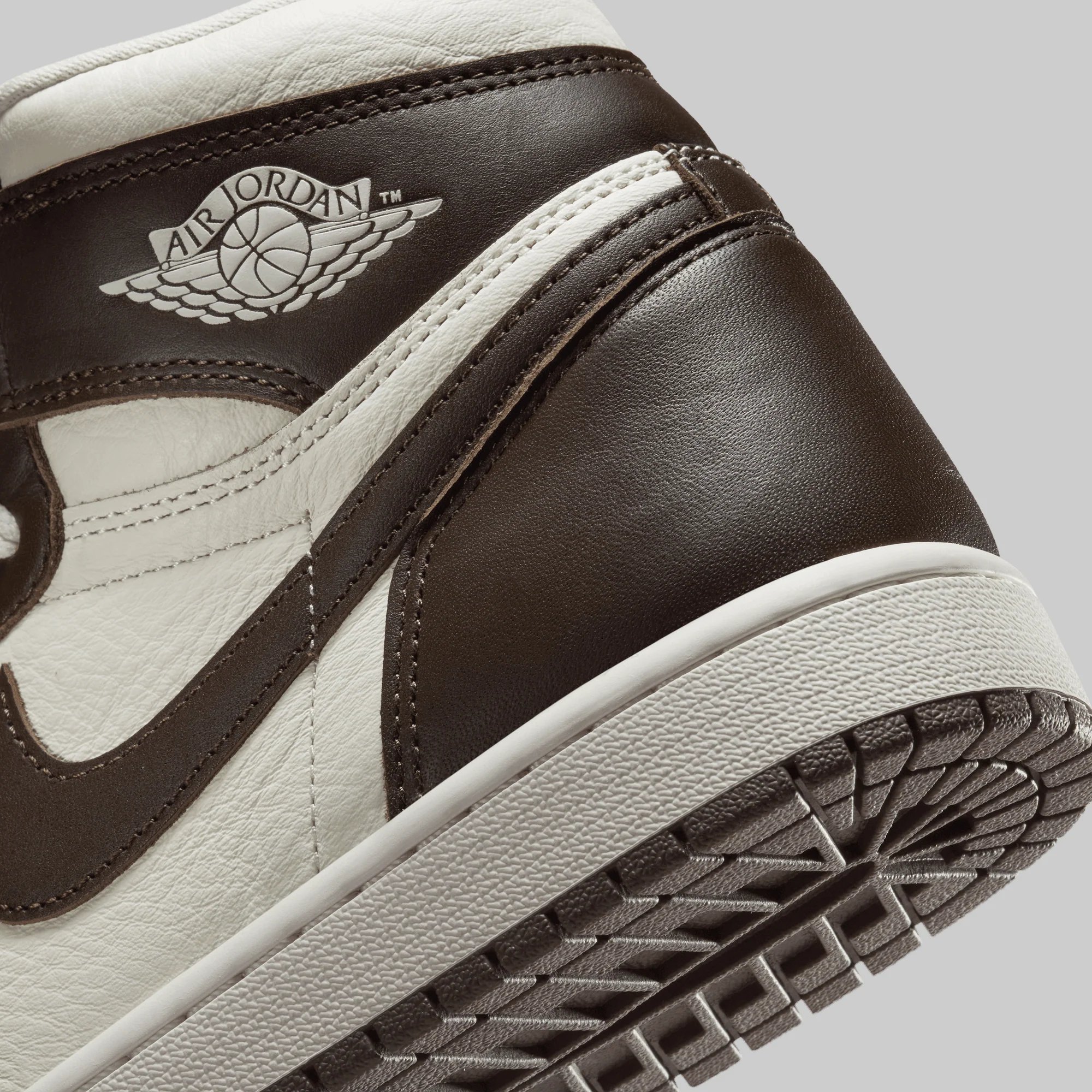 W's Air Jordan 1 High OG - Light Madder Root - Image 6