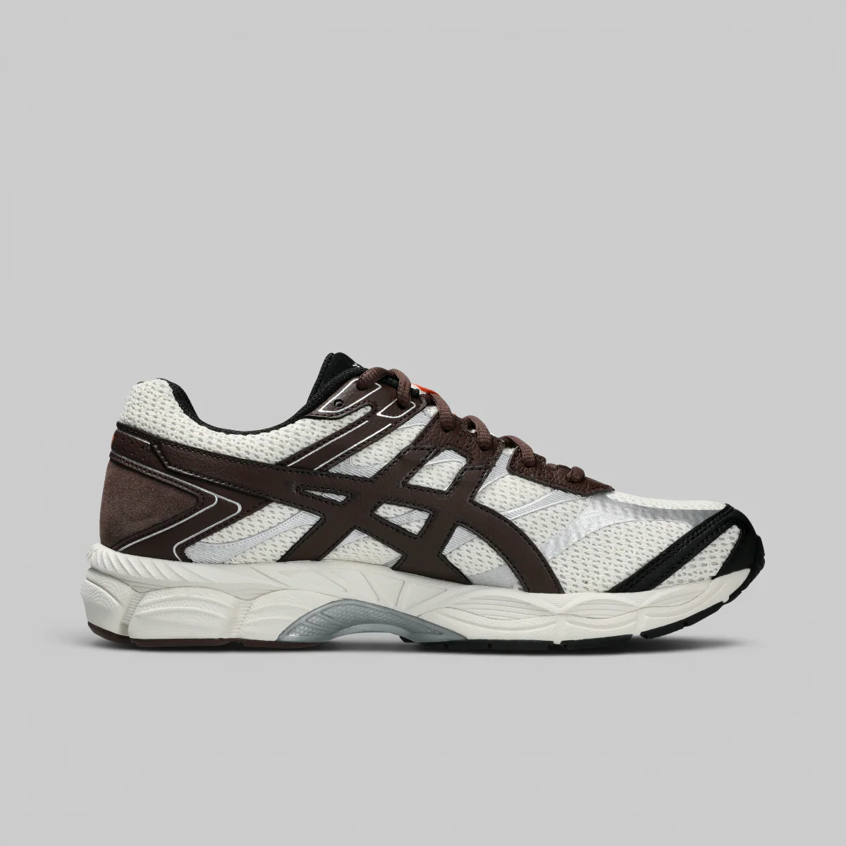 X Earls Gel-Cumulus 16 - Coconut Milk/Black - Image 6