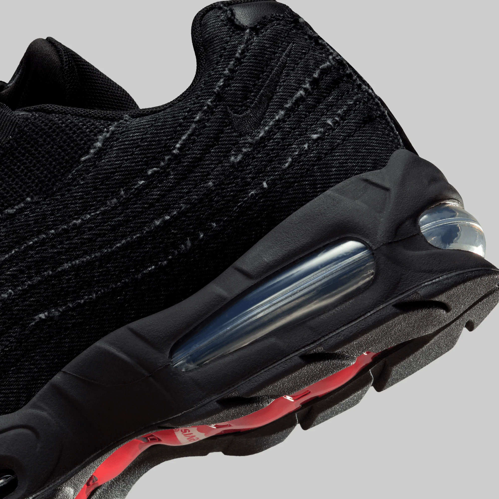 X Levi's Air Max 95 OG - Black - Image 6