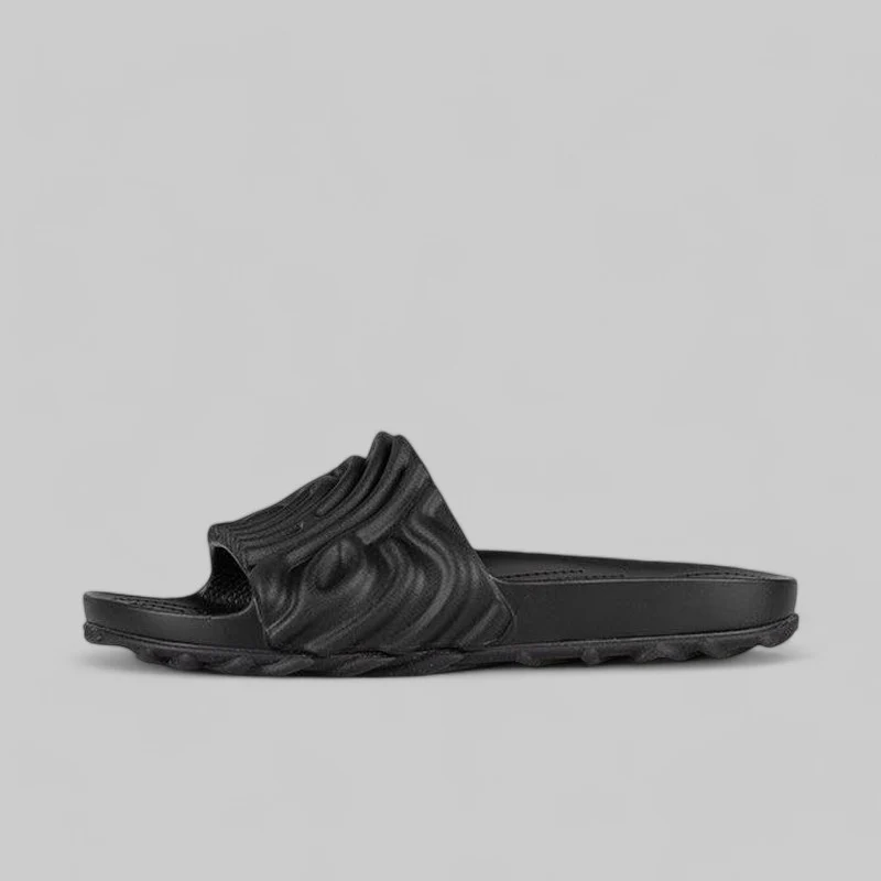 X Salehe Bembury The Pollex Slide - Sasquatch