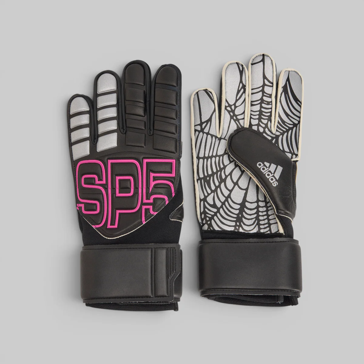 X SP5DER Gloves - Black