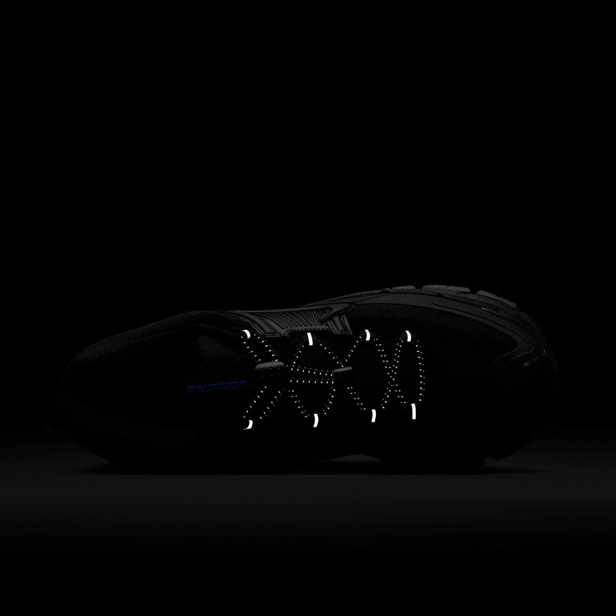 Zoom Vomero Roam - Triple Black - Image 4